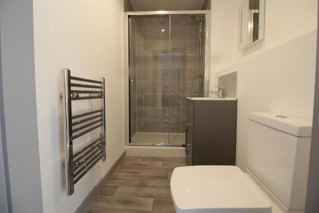 Bathroom.JPG