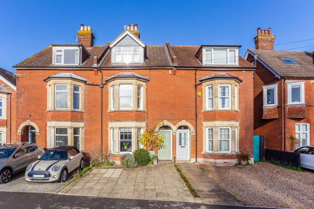 Mill Road, Salisbury 4 bed townhouse £820,000