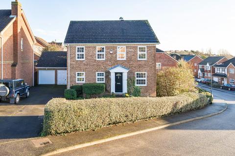 4 bedroom detached house for sale - Merryfields, Strood, Rochester