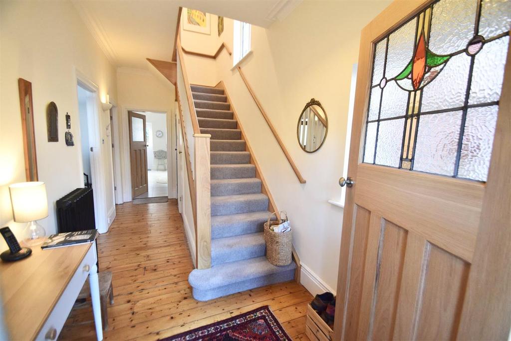 Brighton Grove, Whitley Bay 4 bed semidetached house £475,000