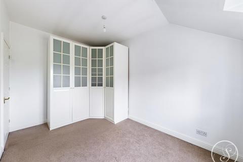 22 Birch Avenue, Leeds, LS15 7QY