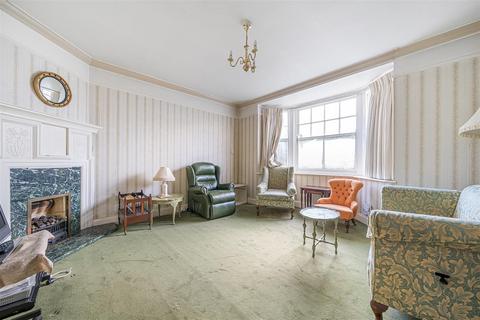 Bede House Beech Road, Haslemere, GU27 2BX