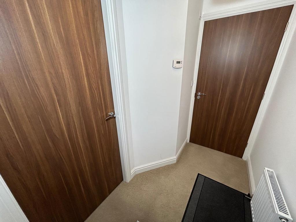 Wolsey Island Way, Leicester 2 bed townhouse £250,000