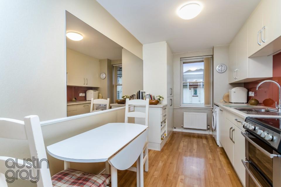 Whistler Court 14-3.JPG