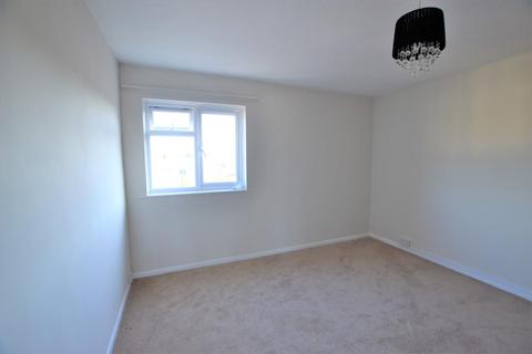 107 Unwin Road, Cheltenham, GL51 6TN