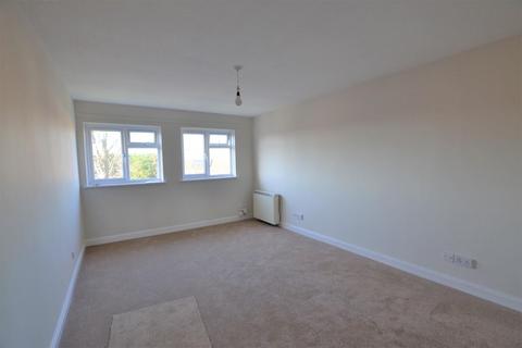 107 Unwin Road, Cheltenham, GL51 6TN