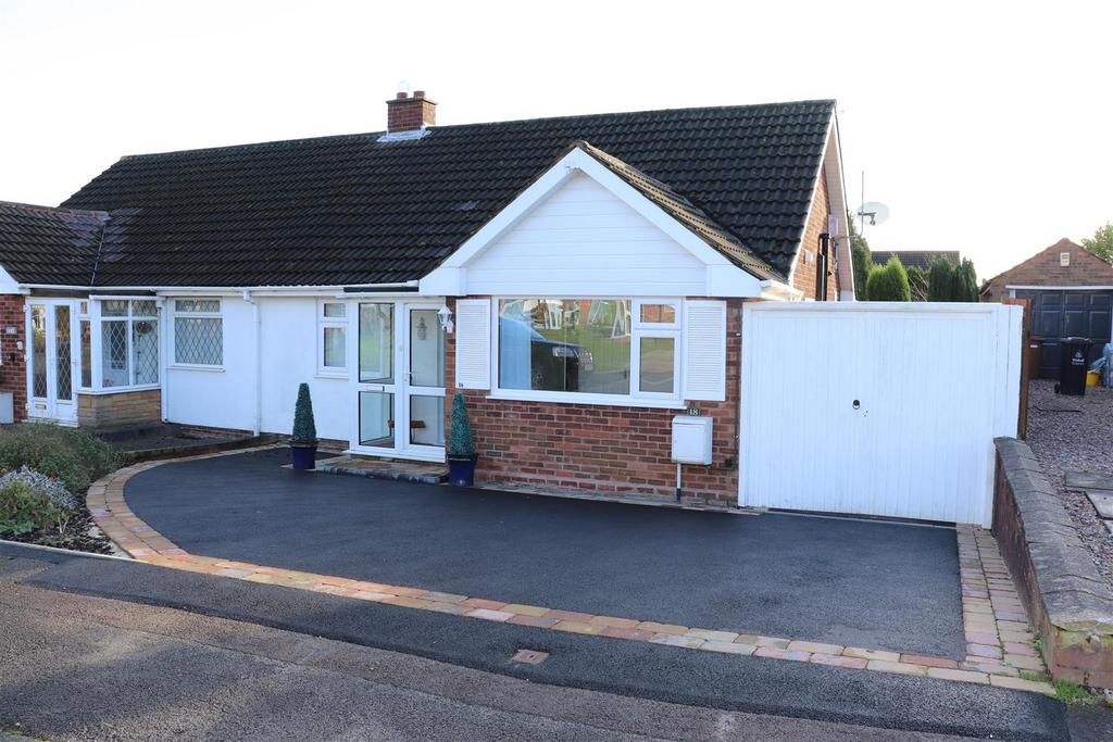 Kinver Crescent, Aldridge 2 bed semidetached bungalow for sale £300,000