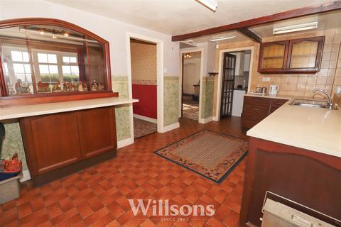 4 bedroom detached house for sale, Peters Lane, Withern, Alford