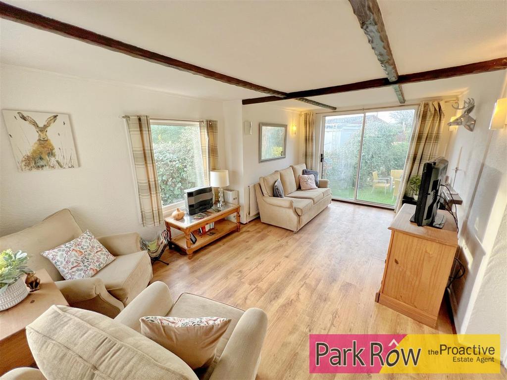 Grove Hall Caravan Site, Knottingley 2 bed park home £40,000