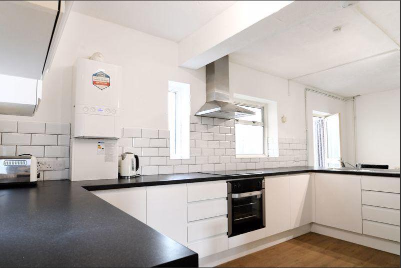 Roundway, Coldean, Brighton 6 bed semidetached house for sale £475,000