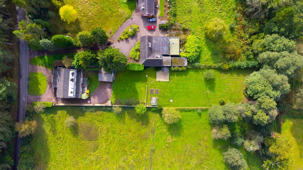 Pinewoods, Kingsford Lane, Wolverley... 4 bed detached house £750,000