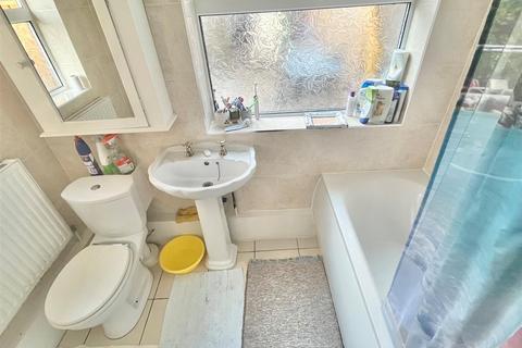 25 William Street, Luton, LU2 7RF