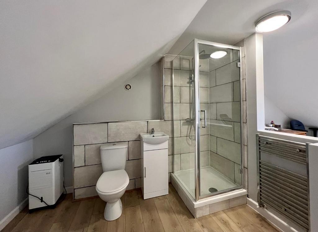 Shower room.jpg