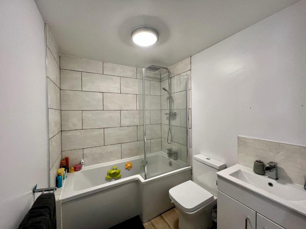 1 Moreton Villas - Photo 2..jpg