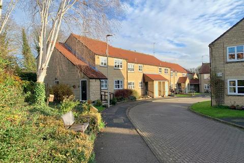 2 bedroom flat for sale, Roxby Gardens, Thornton-Le-Dale, Pickering