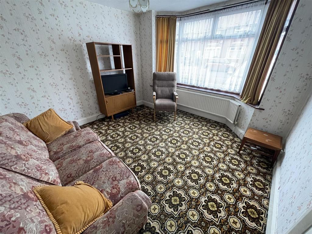 Stretton Road, Nuneaton 3 bed terraced house £169,950