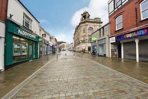 Retail property (high street) to rent, Union Street, Swansea
