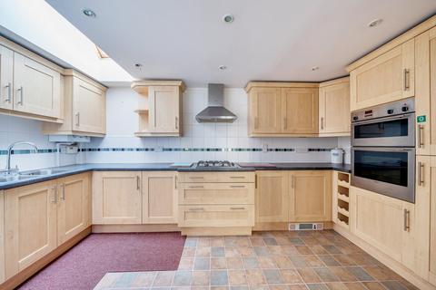 2 bedroom apartment for sale - Chesterton Lane, Cirencester, Gloucestershire, GL7