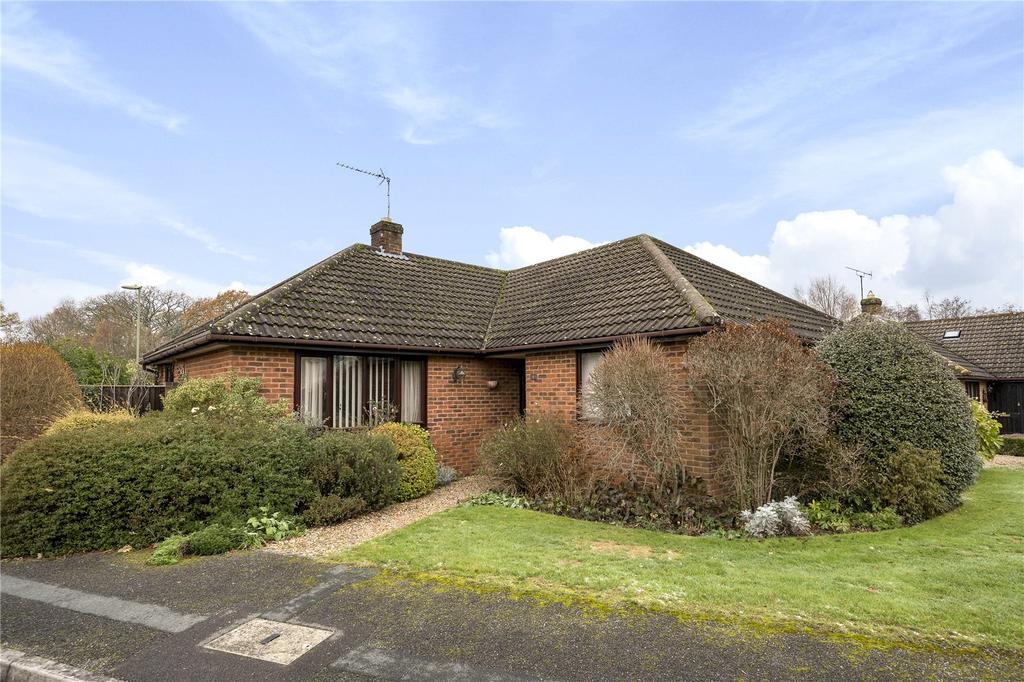 Chidden Holt, Chandler's Ford, Hampshire, SO53 3 bed bungalow for sale