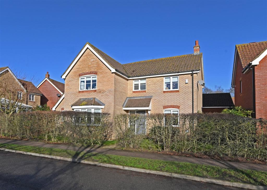 Brook Farm Road, Saxmundham, Suffolk 3 bed detached house £475,000