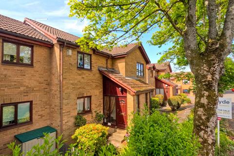 7 Silvan Place, Clarkston, Glasgow, G76 8HJ