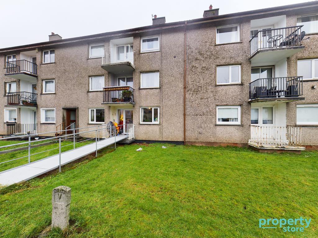 Gordon Drive, East Kilbride, South... 2 bed flat £70,000