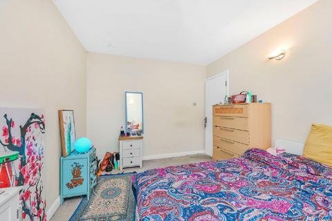 3a Clandon Terrace, Wimbledon, London, SW20 8SE