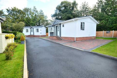 undefined, Cheadle, Cheshire, SK8
