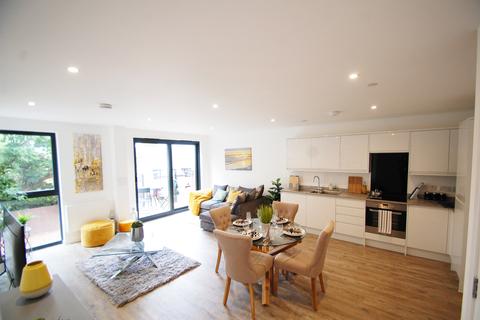 1 bedroom apartment for sale - Oak End Way, Gerrards Cross, Buckinghamshire, SL9