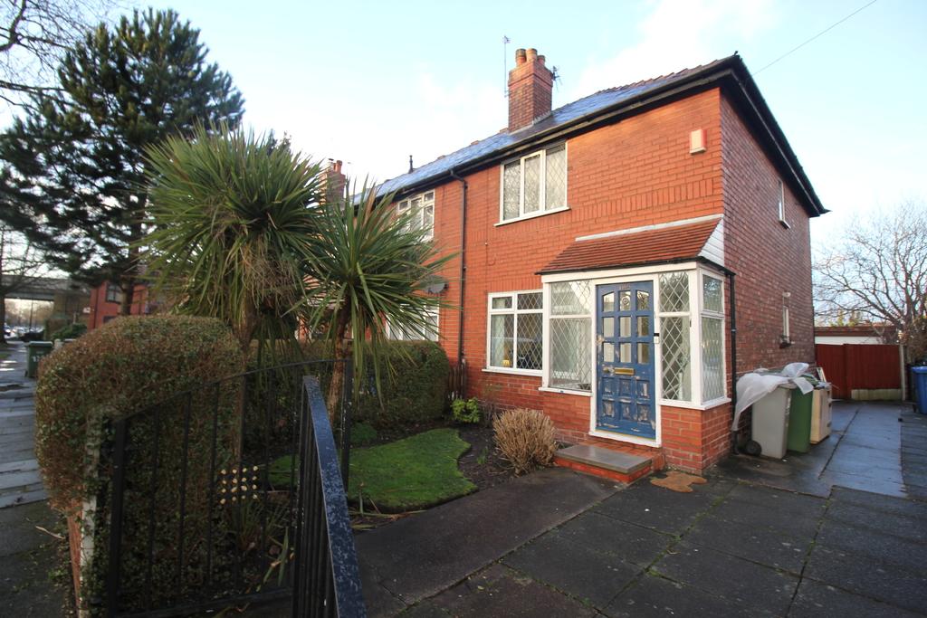 Winchester Road Stretford 2 bed terraced house £239,950
