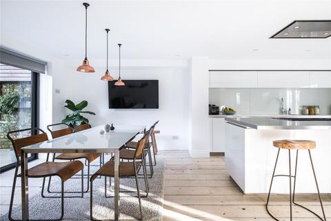 268 Haggerston Road, London, E8 4EP