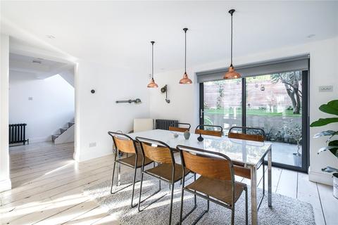 268 Haggerston Road, London, E8 4EP