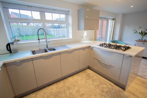 14 Barrel Close, Ottery St Mary, EX11 1GD