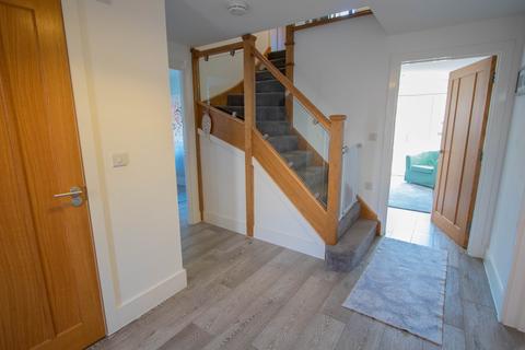 14 Barrel Close, Ottery St Mary, EX11 1GD