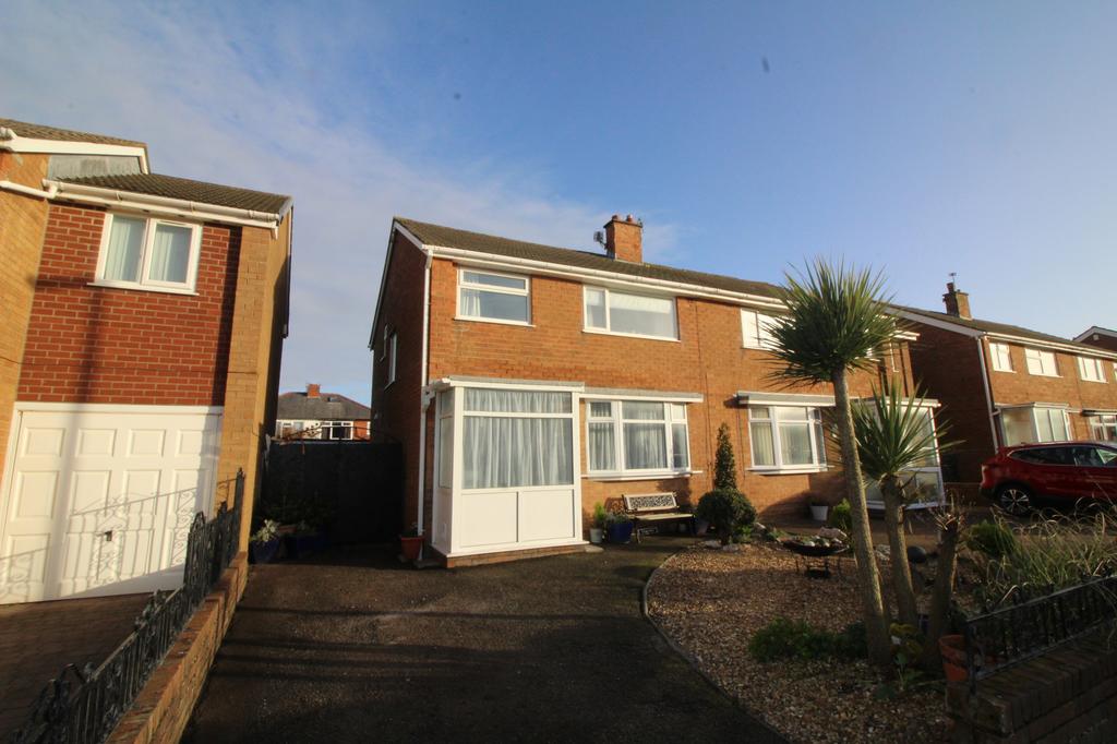 Hillcrest Road, Blackpool, FY4 3 bed semidetached house £169,950