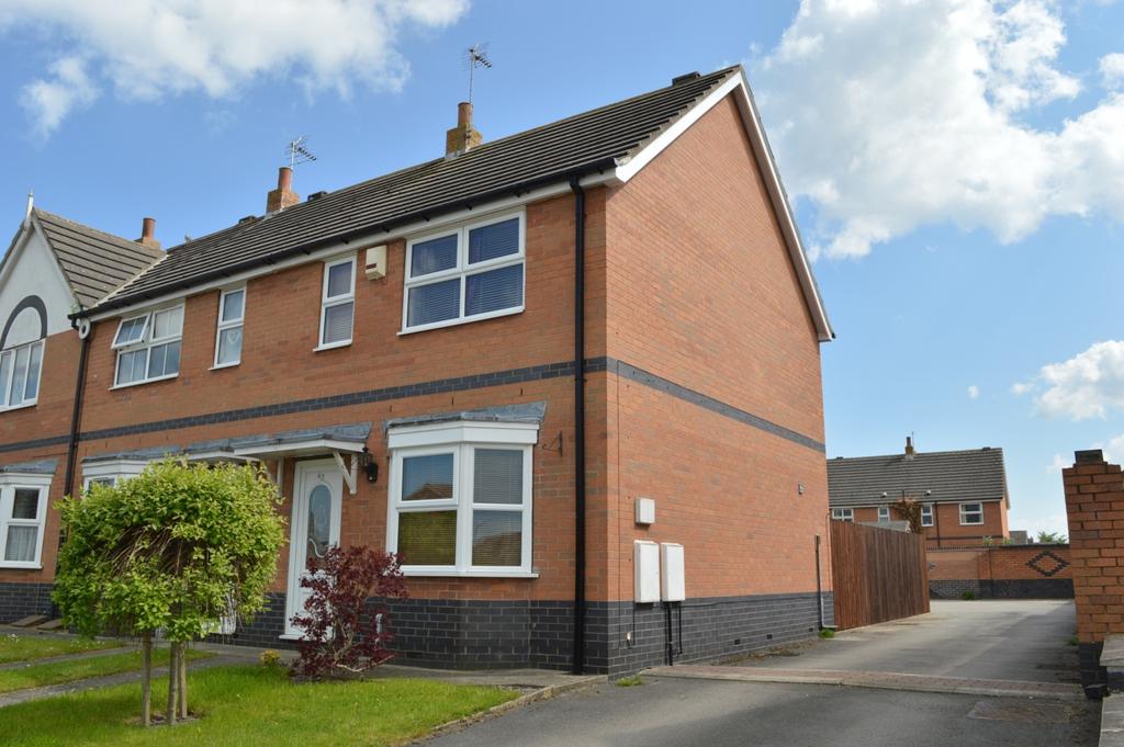 Westlands Way, Leven, Beverley, 2 bed semidetached house £625 pcm (£