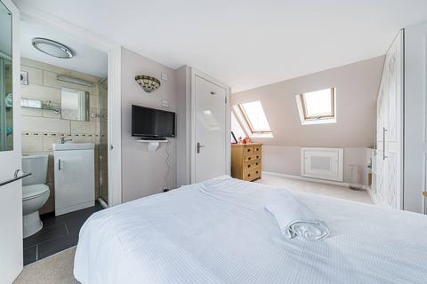224 Hounslow Road, Hanworth, Feltham, TW13 5JP