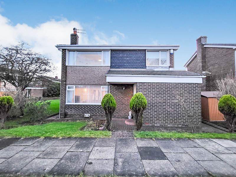 Durham Drive, Fellgate, Jarrow, Tyne and Wear, NE32 4TB 3 bed detached house for sale £260,000