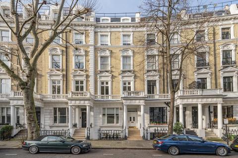 2 bedroom flat for sale - Linden Gardens,  London W2,  W2
