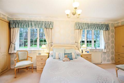 4 bedroom bungalow for sale, Woodthorpe Park Drive, Sandal, Wakefield, WF2