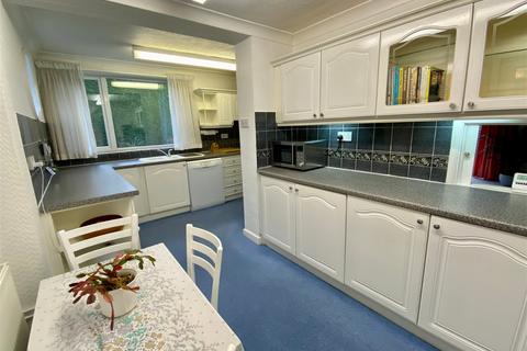 8 Eel Mires Garth, Wetherby, LS22 7TQ