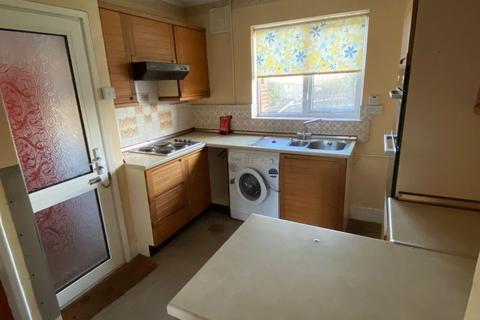 91 Gloucester Crescent, Northampton, NN4 8PP