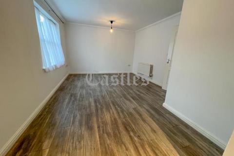 2 bedroom flat to rent, Lea Valley House, Waltham Abbey, EN9