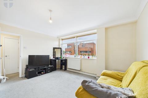 2 bedroom flat to rent, New Bedford House, Aylesbury