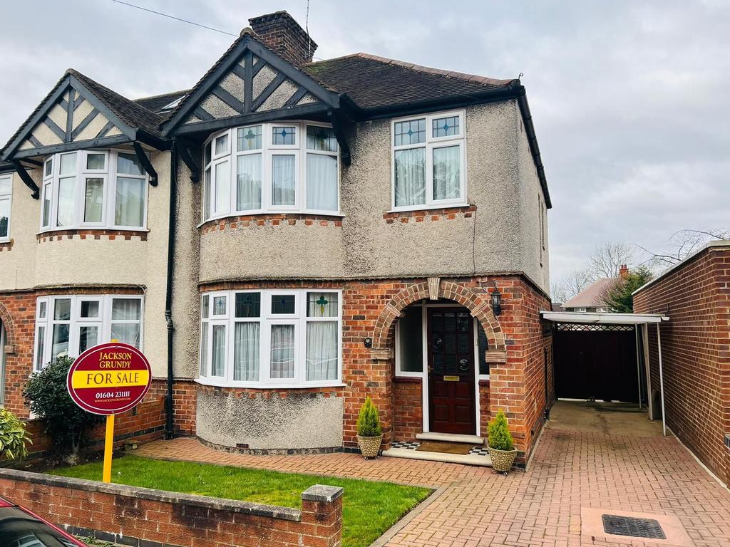 Bush Hill, The Headlands, Northampton NN3 2PD 3 bed semidetached house