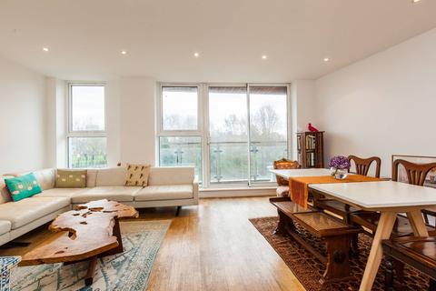 1 bedroom flat to rent - Palmers Road, Bethnal Green, London, E2