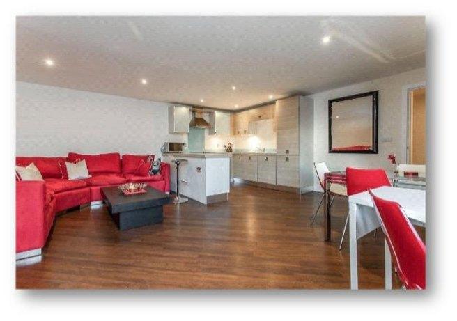 Capital Square 2 Bed Flat - £1,900 Pcm (£438 Pw)