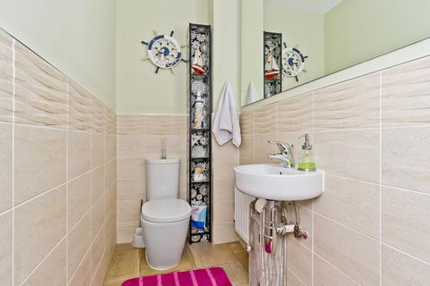 5 Easter Langside Crescent, Dalkeith, EH22 2FL