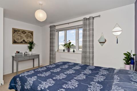5 Easter Langside Crescent, Dalkeith, EH22 2FL