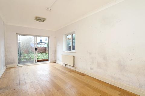 22 Chesham Terrace, London, W13 9HX